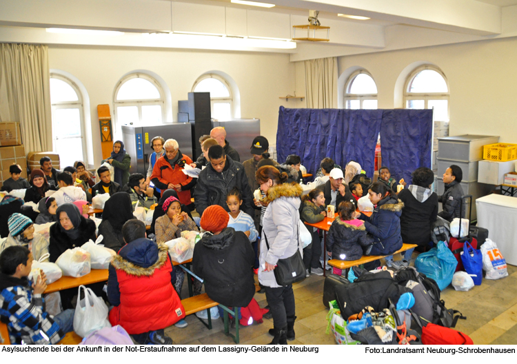 250 Flüchtlinge in der Not-Erstaufnahme in Neuburg