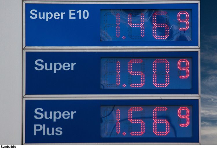 Tankstellenpreise lenken Autofahrer ab