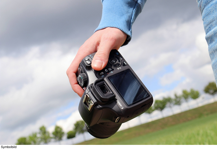 Digitalkamera aus Handtasche gestohlen