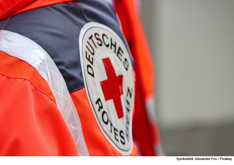 Eisregen und Blitzeis in Bayern: Ehrenamtliche Einheiten verstärken Rettungsdienst